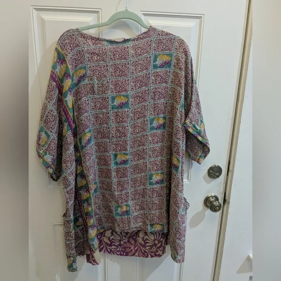 Kantha Bae Free To Be Tunic - Picture 5 of 6